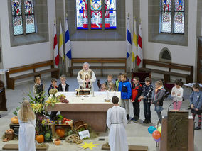 Familiengottesdienst zum Erntedankfest (Foto: Karl-Franz Thiede)